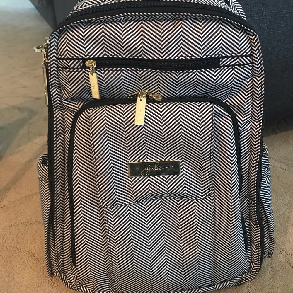 Jujube black and white backpack